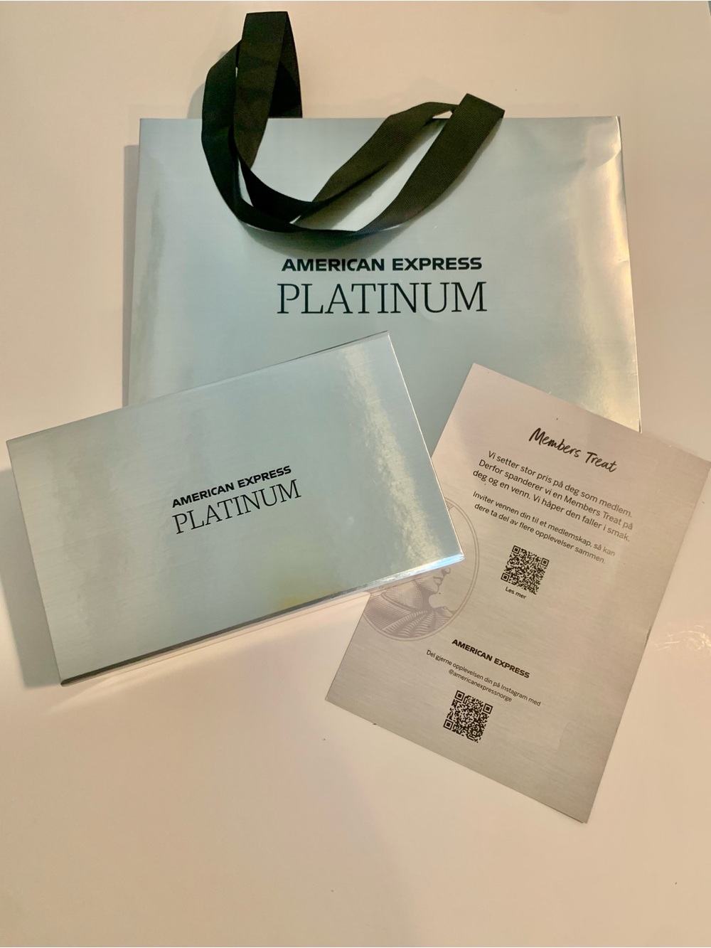 American Express Platinum Members Treat Gift Set Bag, Box, Card from Norway